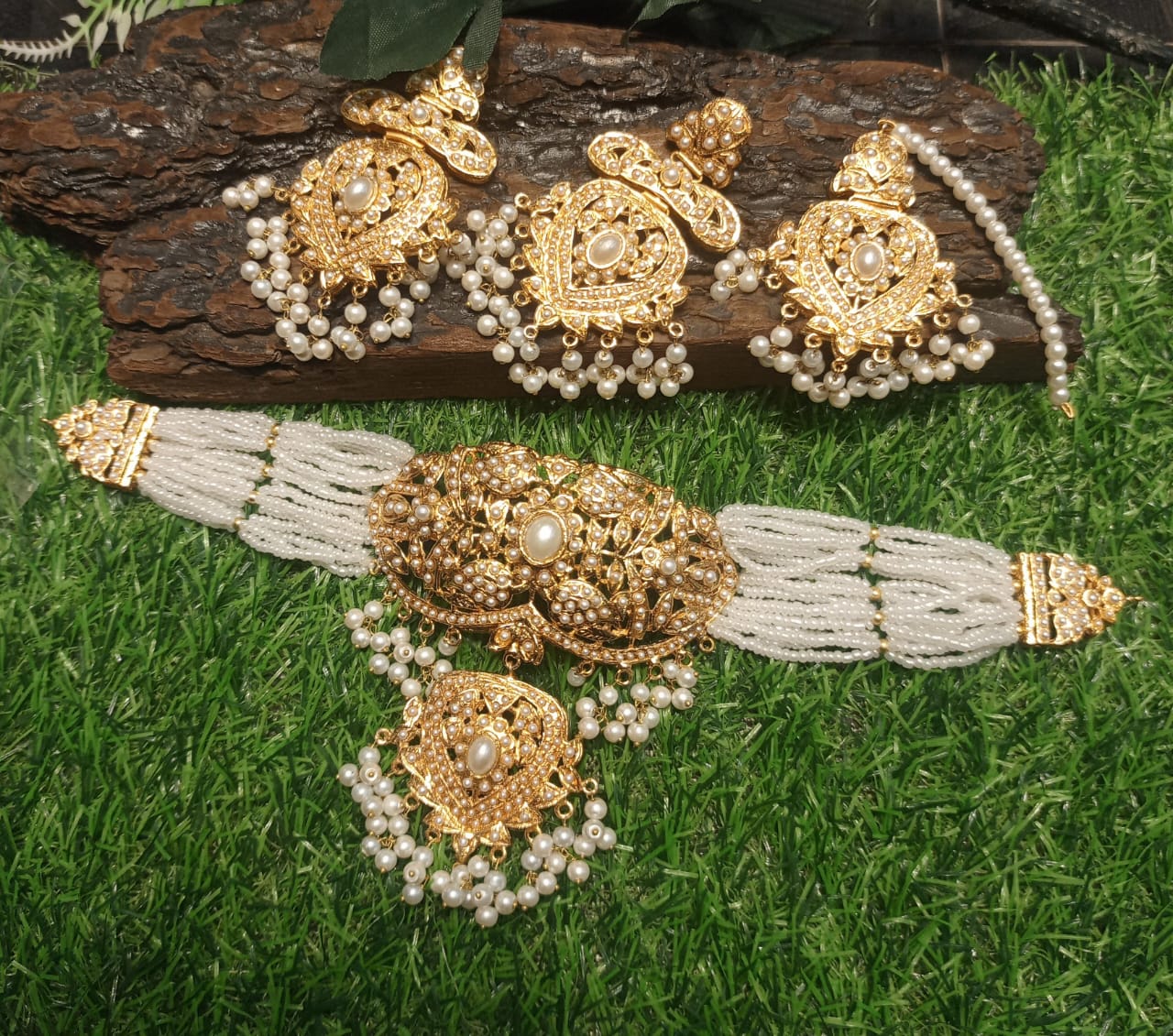 Choker Set