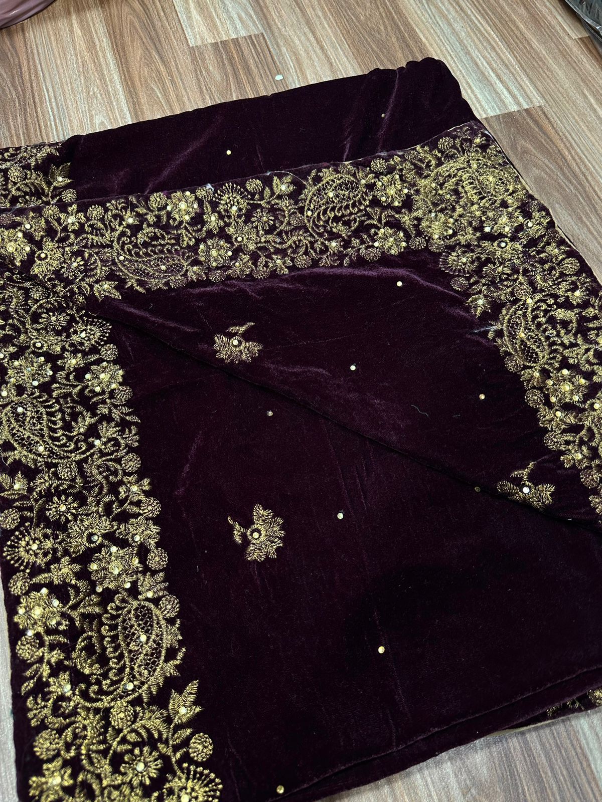 KAIRY EMBROIDERED SHAWL