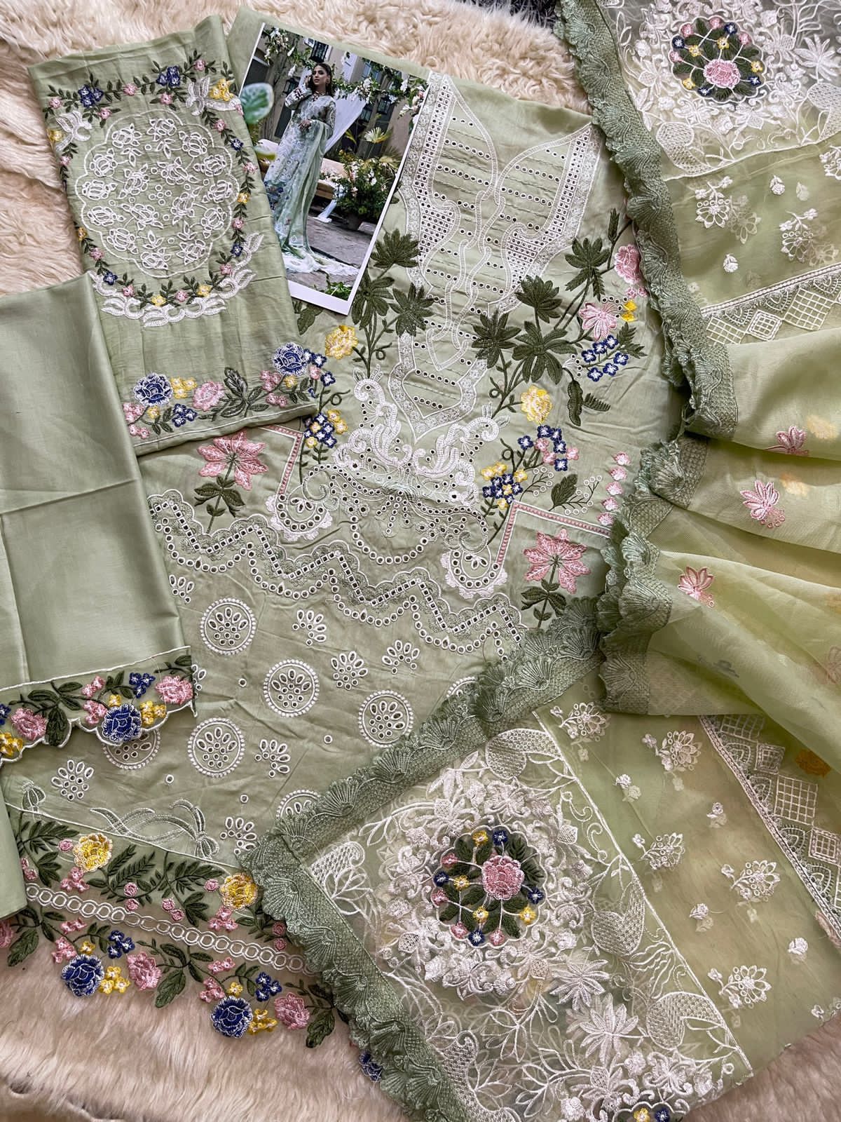 MARYAM HUSSAIN COLLECTION