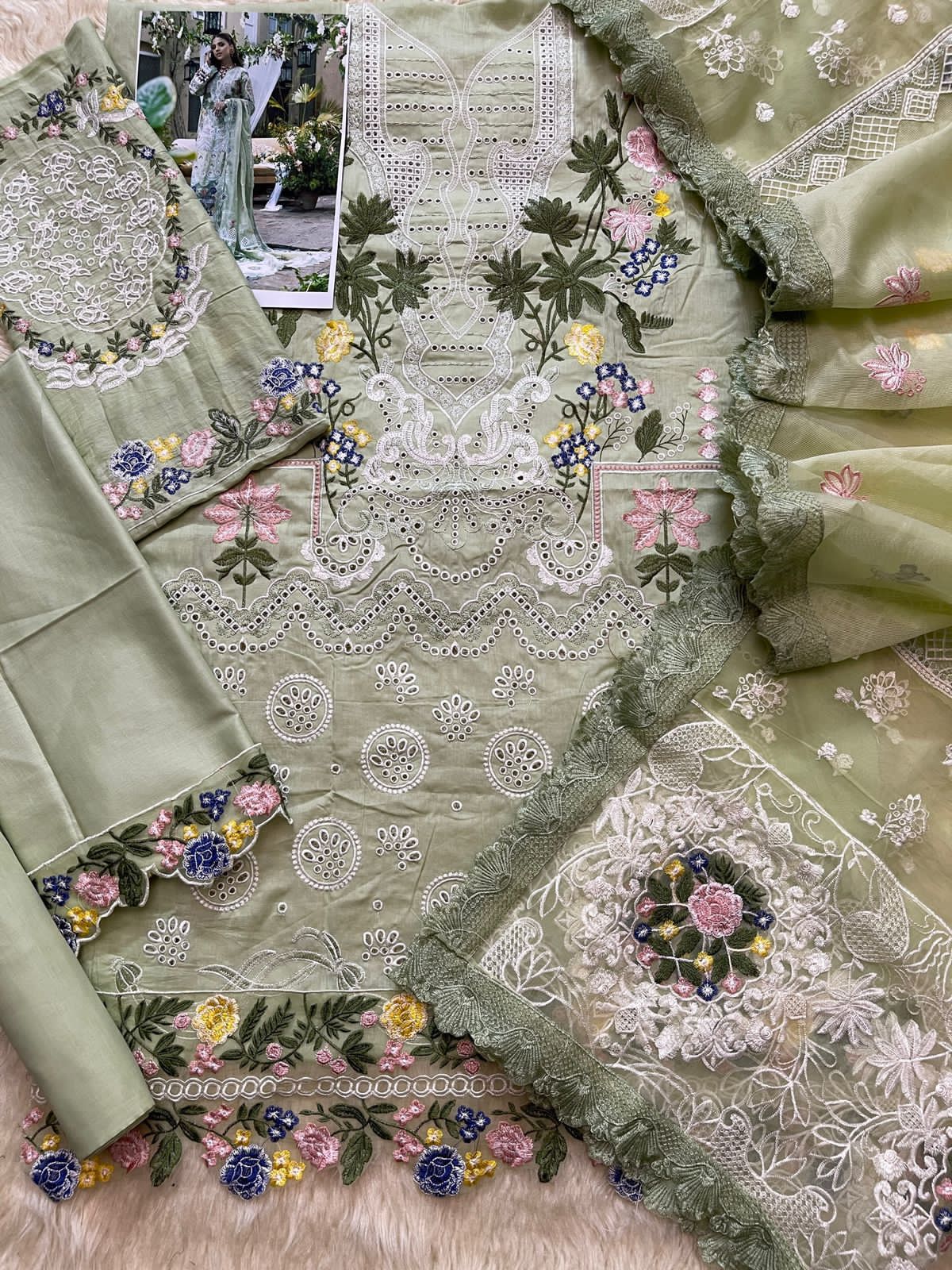 MARYAM HUSSAIN COLLECTION