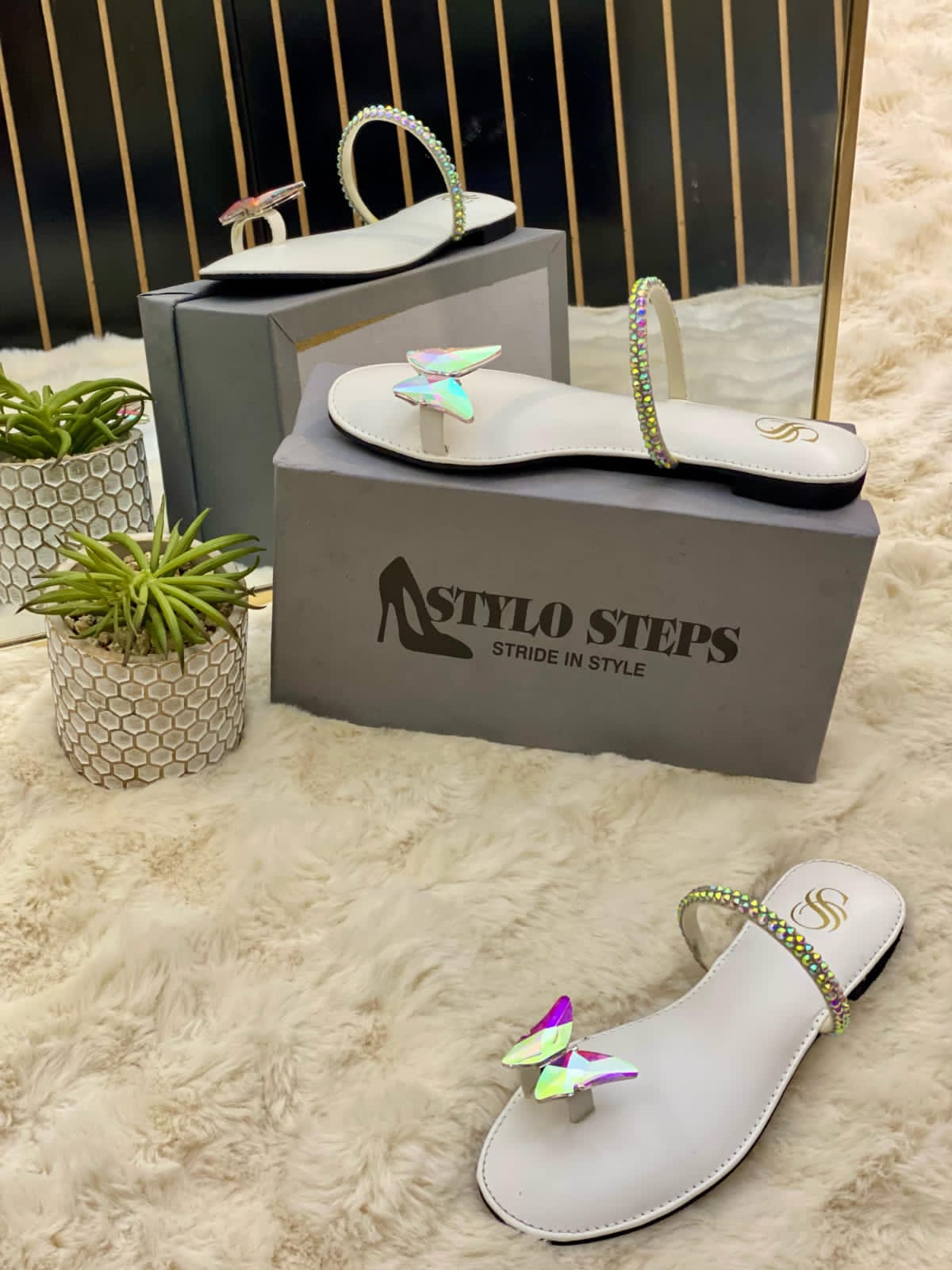 Butterfly Stride Flats