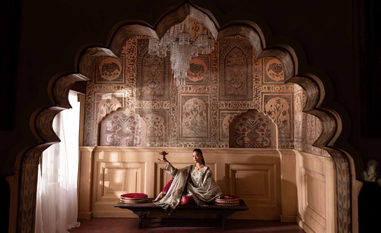 Nur Mahal by Nurèh