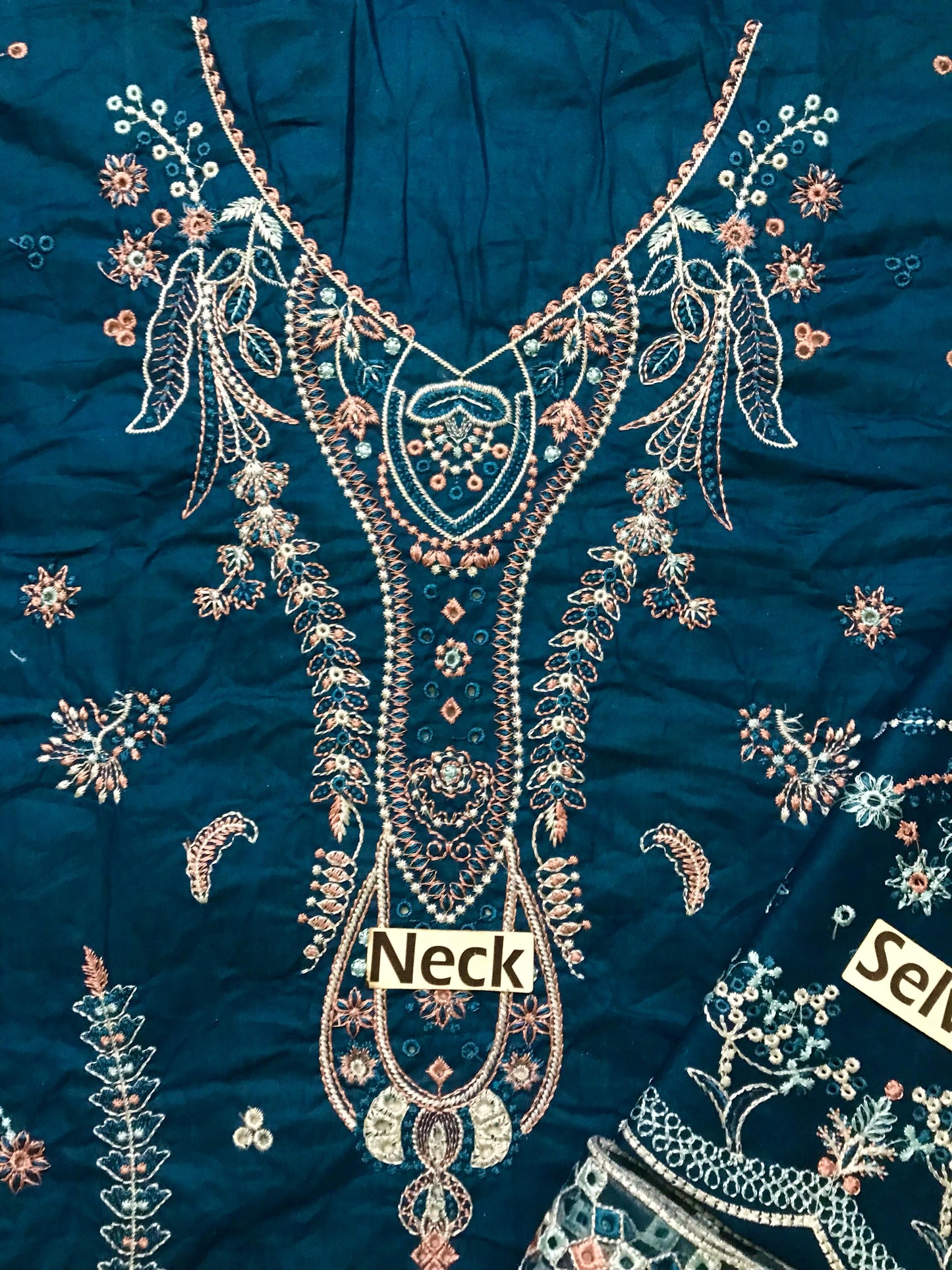 QALAMKAR Lawn Collection