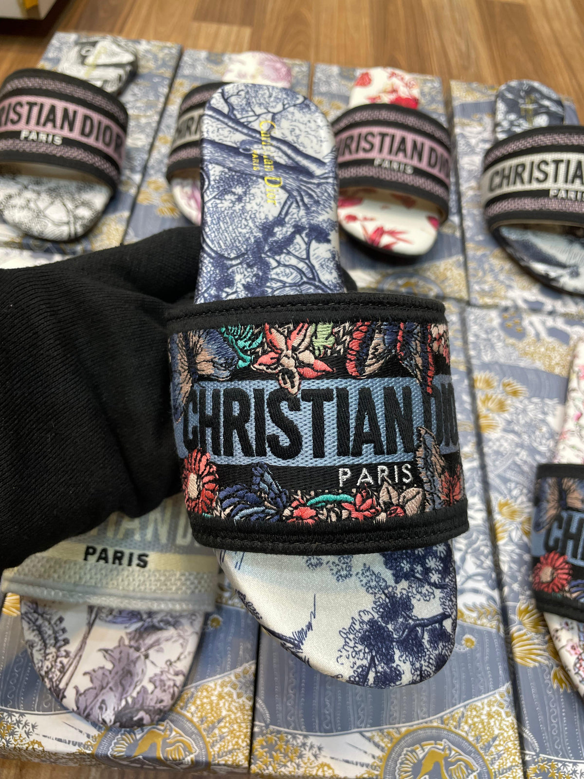 Christan Dior Embroidery Flats