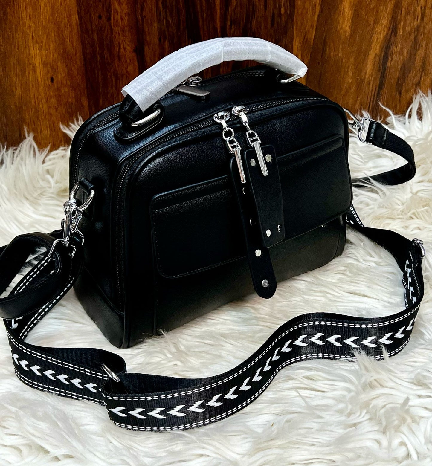 Versatile Vintage Women's Handbag