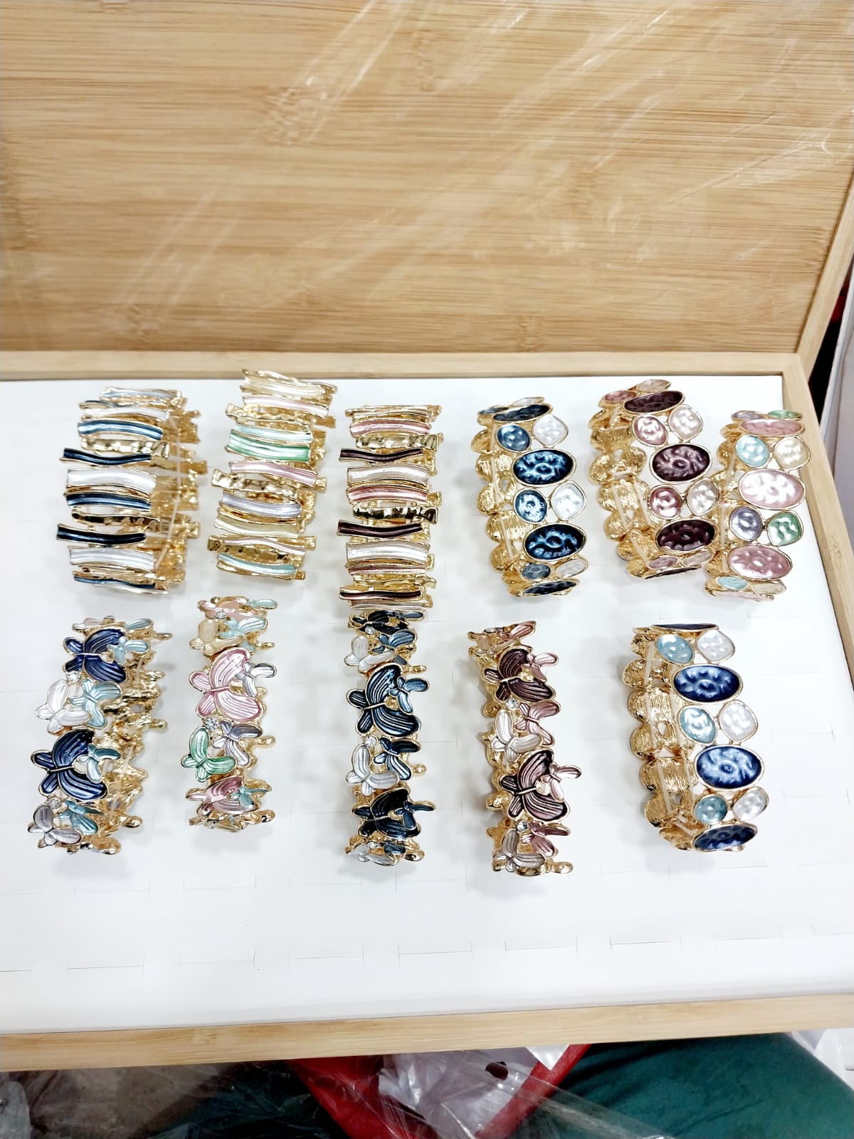 Stretchable Bangles