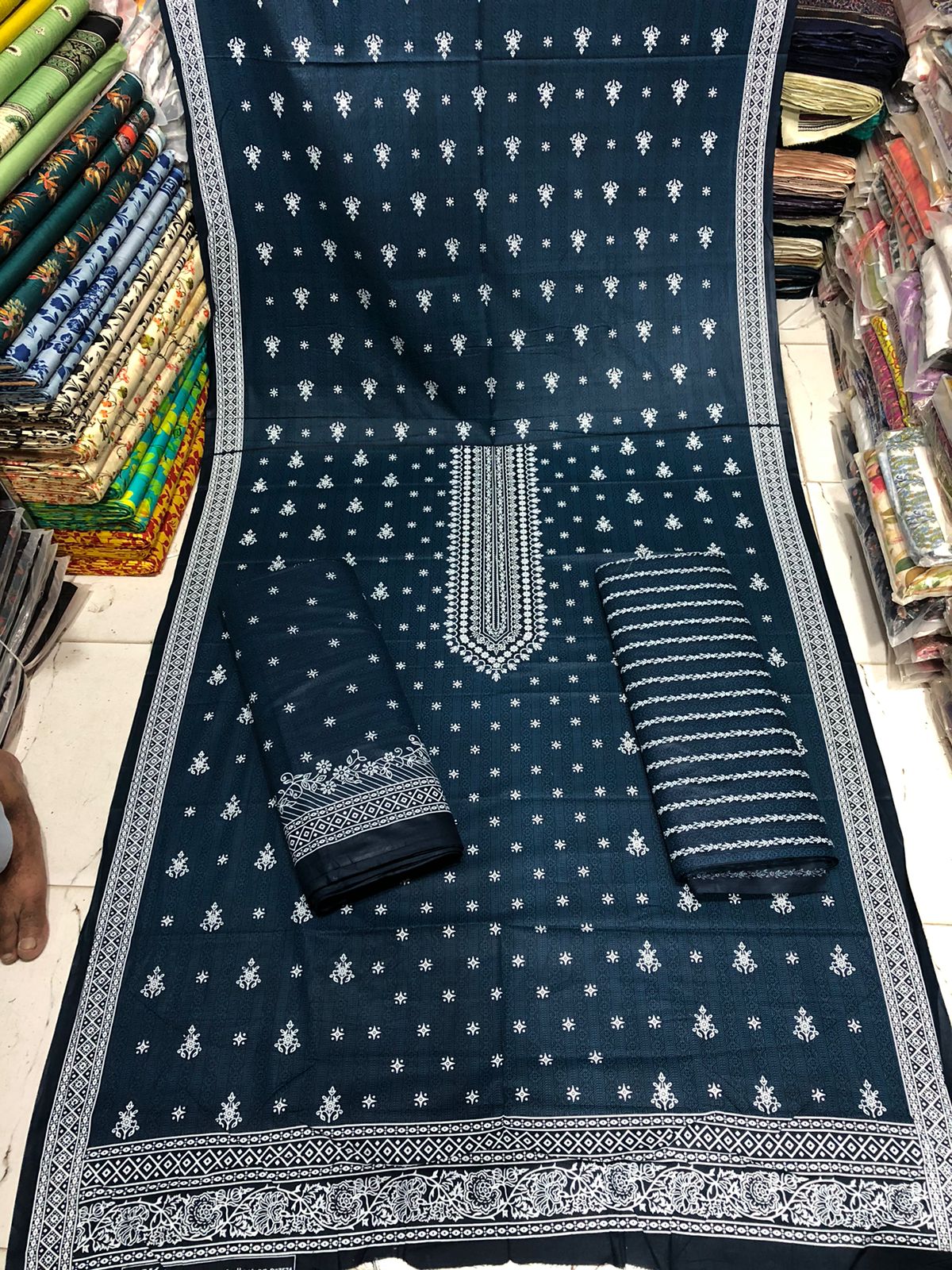 Al-Karam Kasturi Classic Lalazar Classic Collection