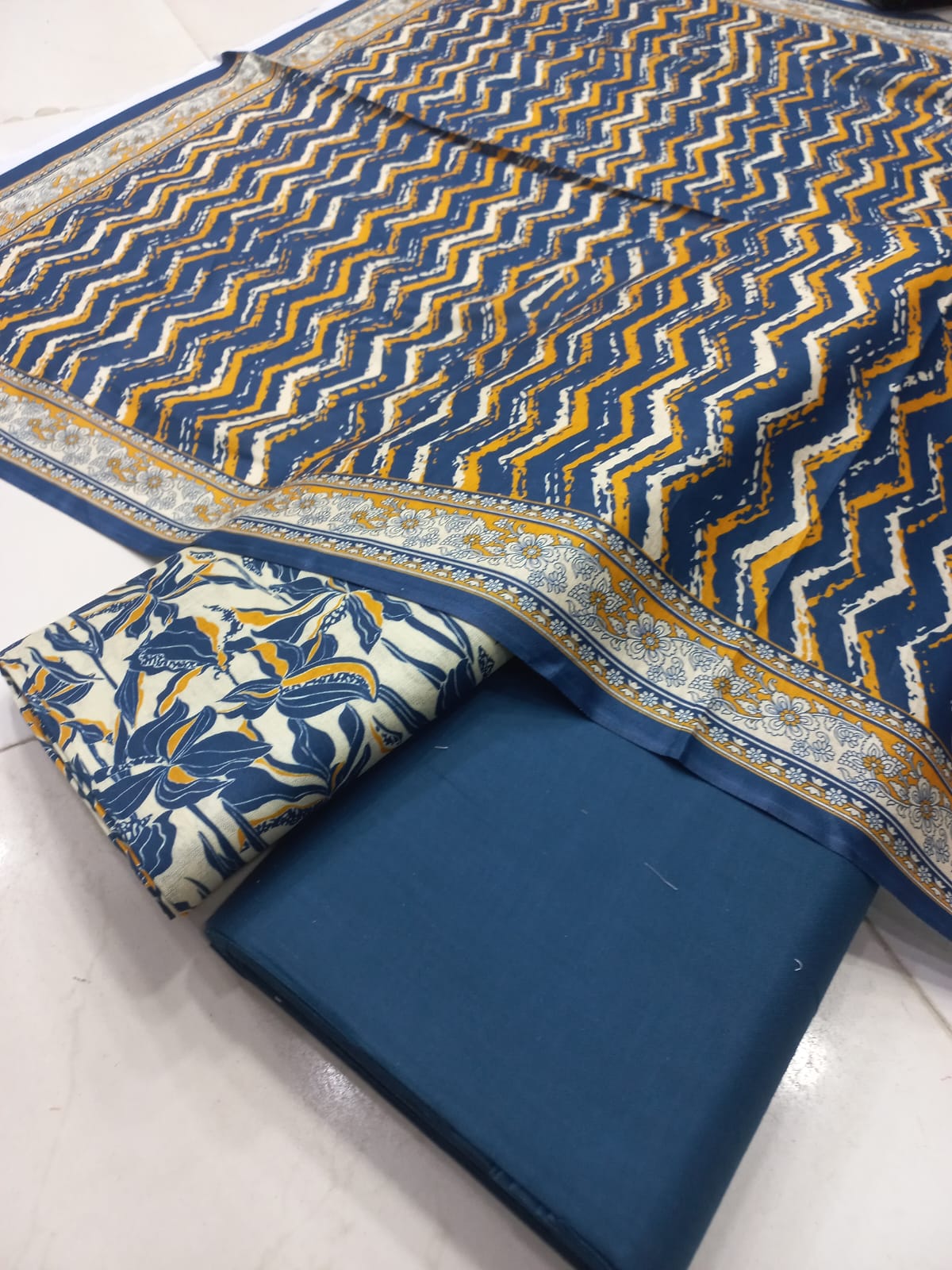 Mix Brand 3 Pcs Digital Printed Lawn Al-Karam Kasturi