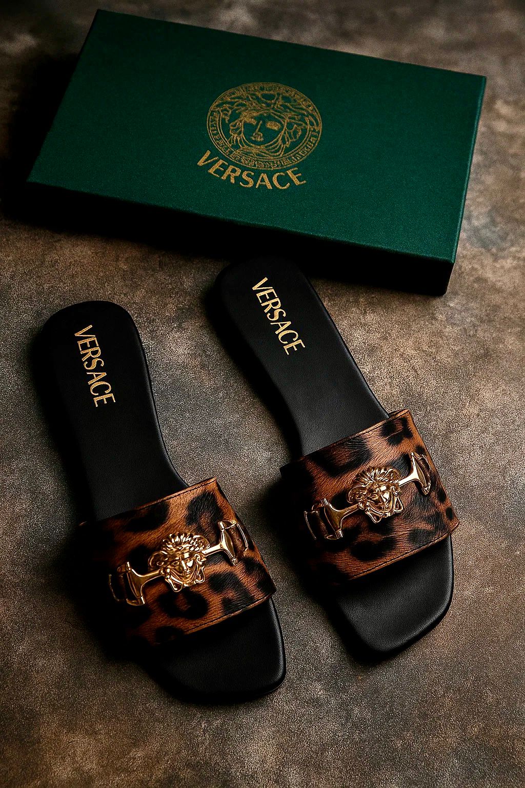 VERSACE