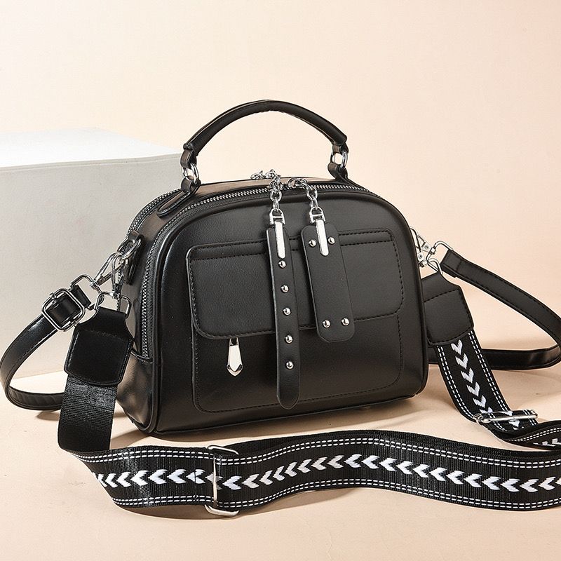Versatile Vintage Women's Handbag