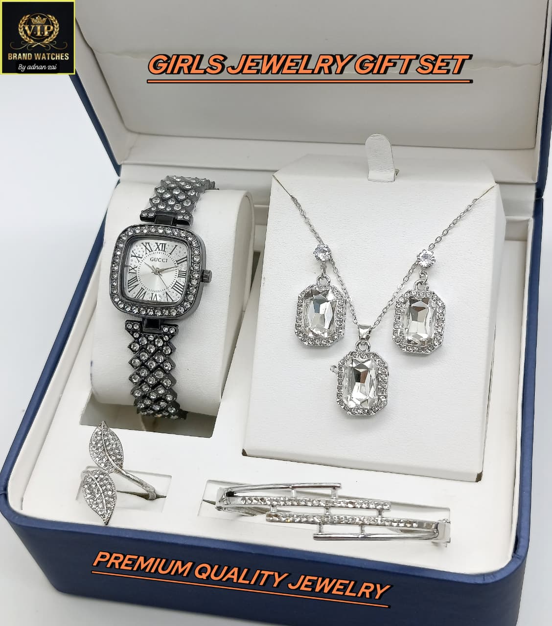 Gucci Watch With Locket Set