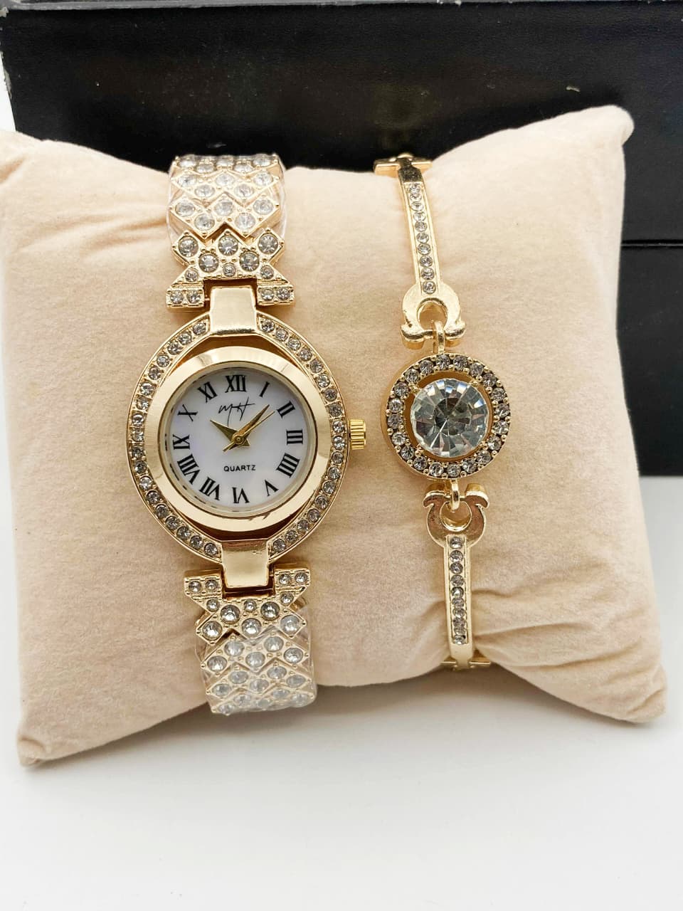MH Luxury Crystal Watch & Bracelet Set