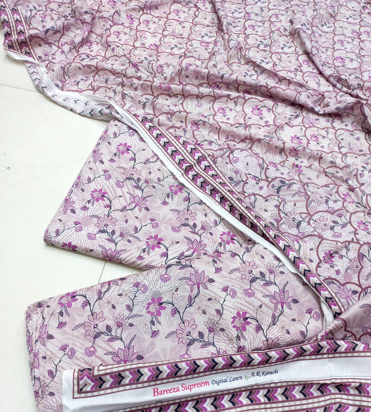 Bareeze Lawn 3 Pcs Printed