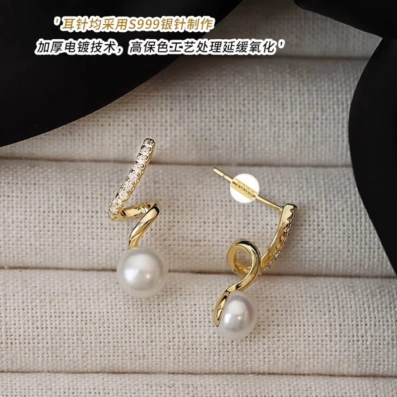 Beautiful earrings