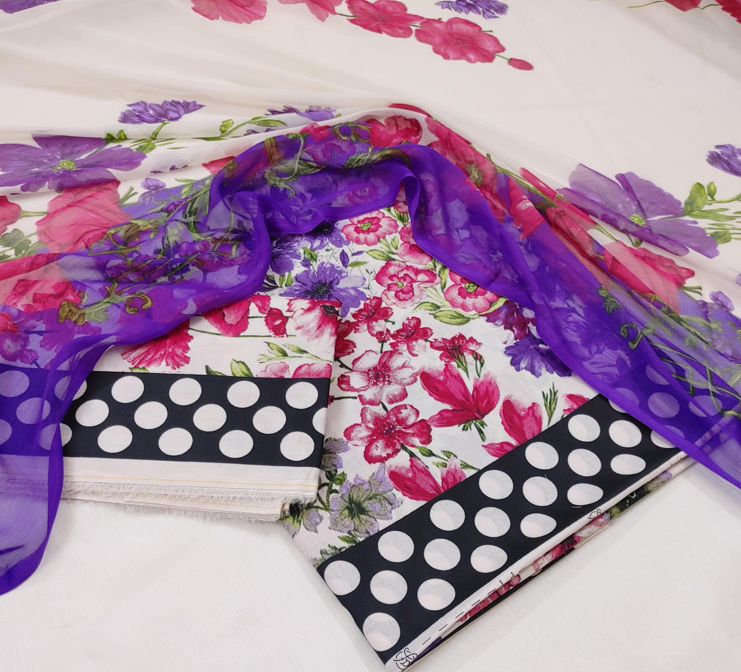 Printed Lawn With Chiffon Dupatta Collection
