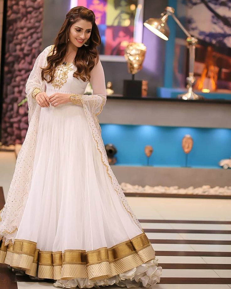 Ayeza Khan