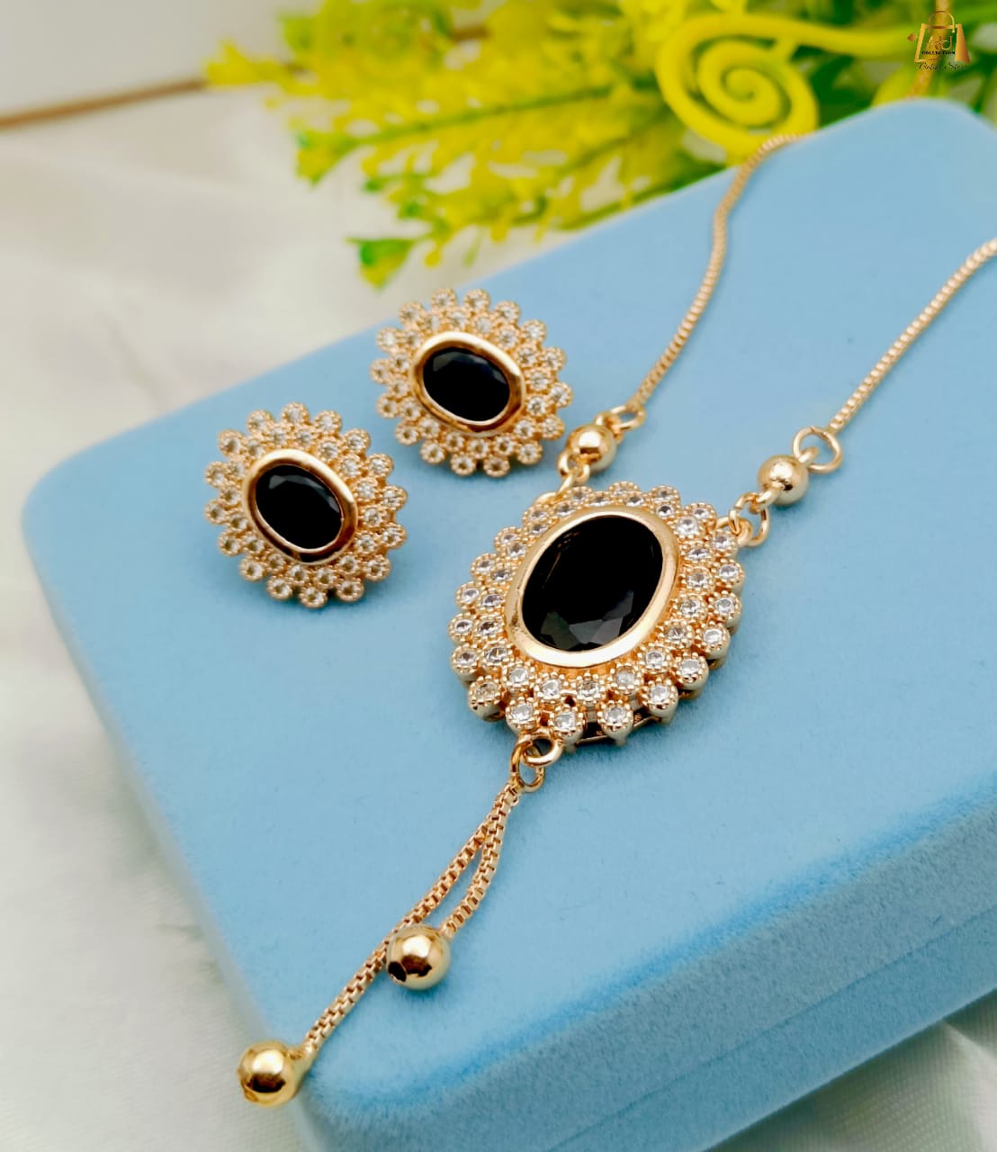 Zircon Locket Set
