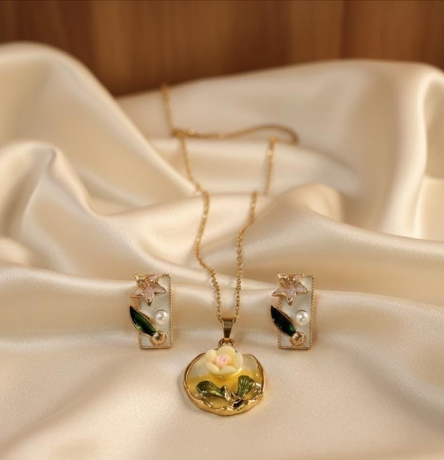 Locket Set