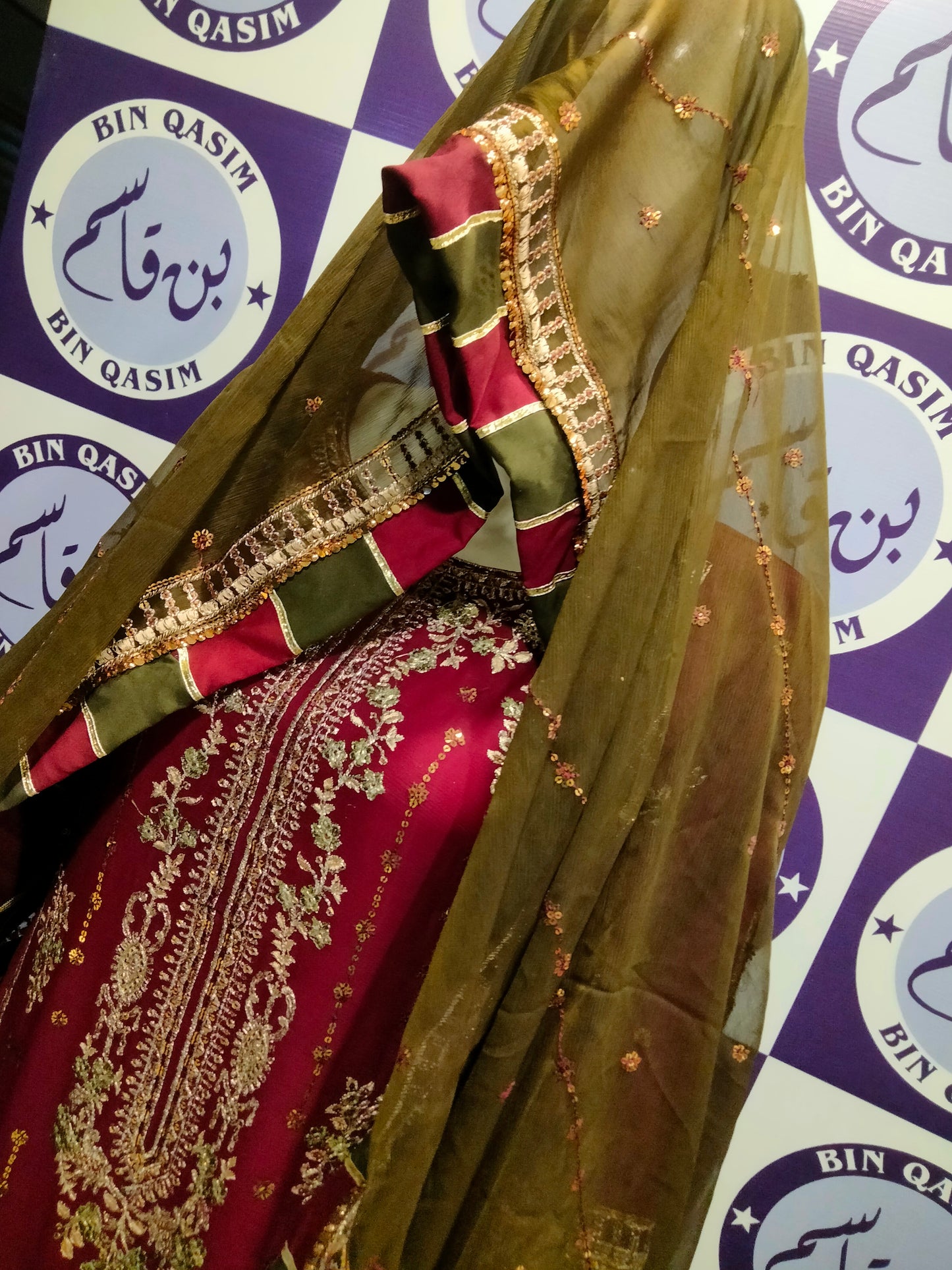 Asim Jofa Stitching