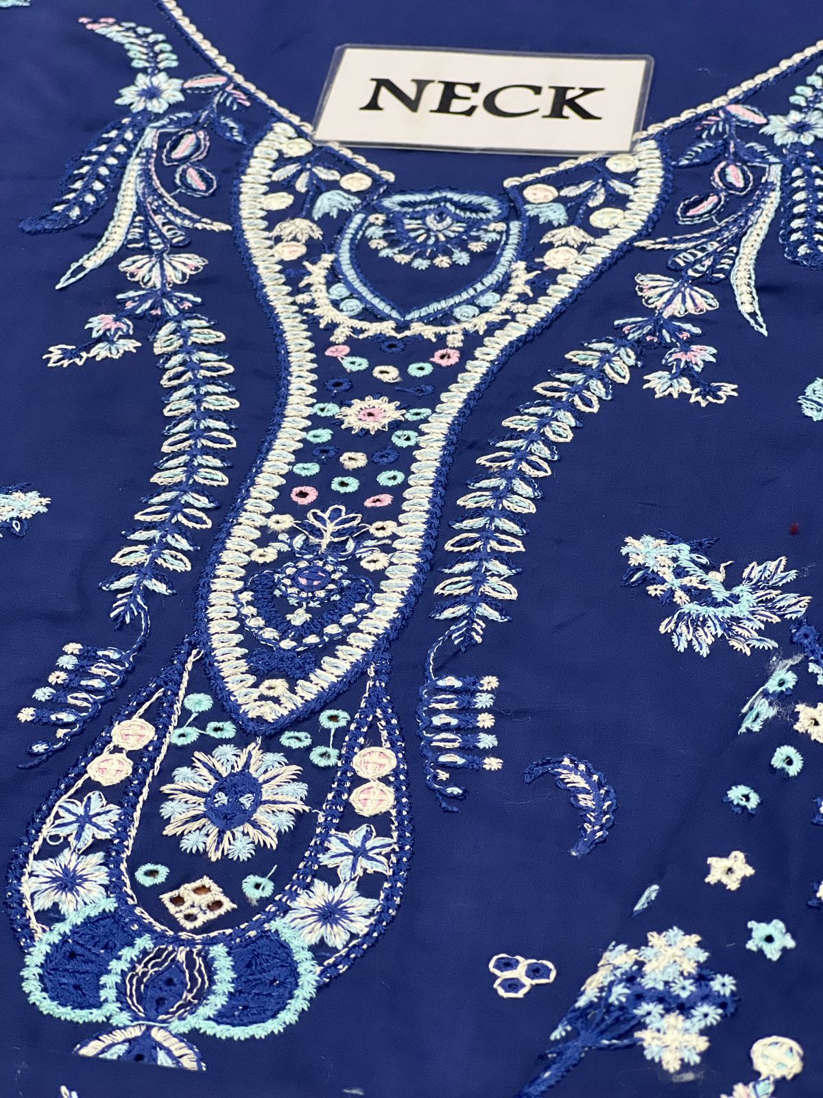 QALAMKAR LAWN COLLECTION