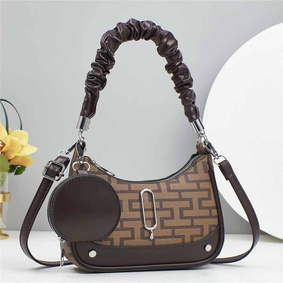 Girl’s heavy crossbody bag