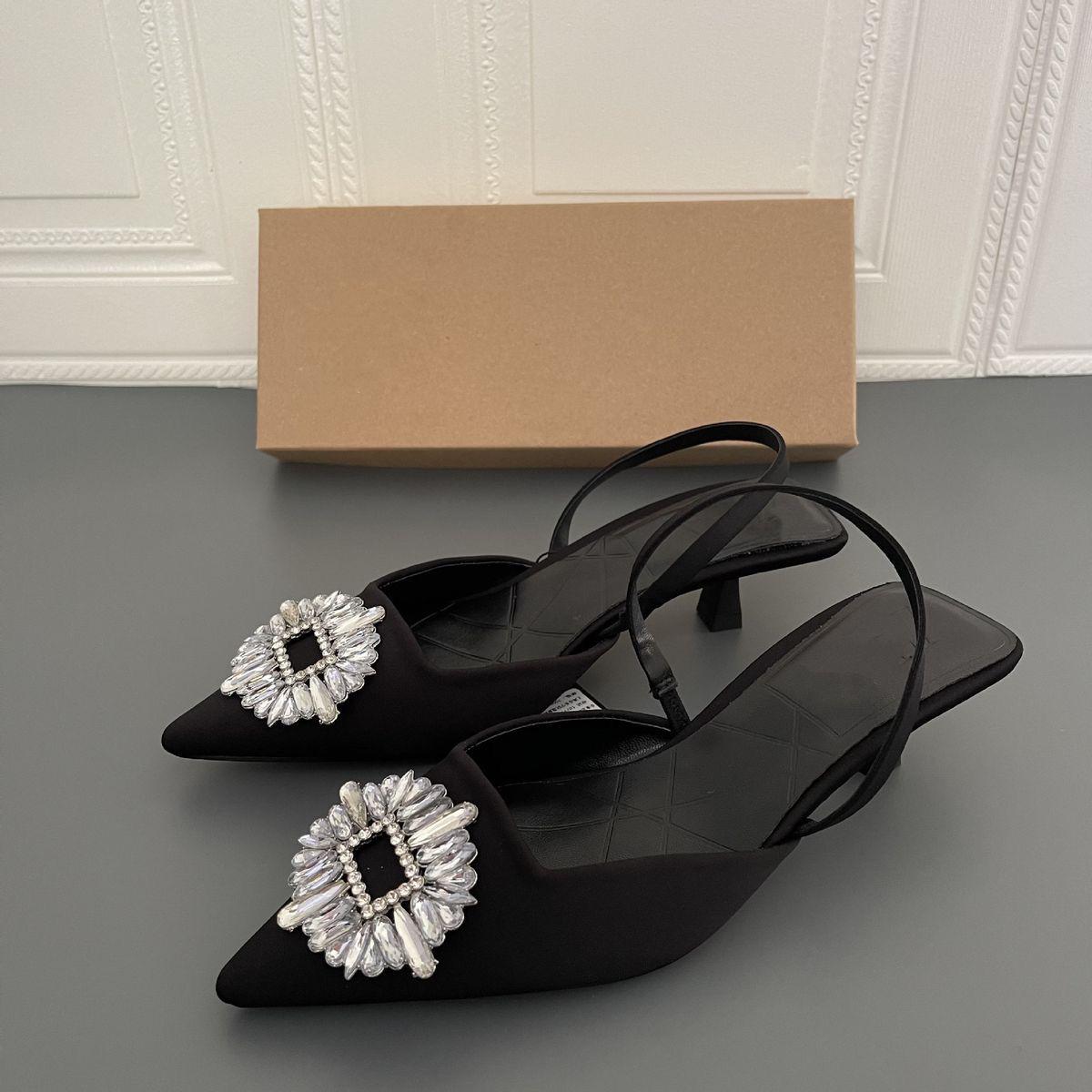 Zara kitten heel
