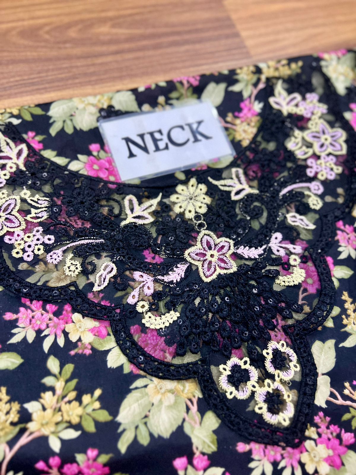 Izel Rosaa Crimson Lawn Collection 2026