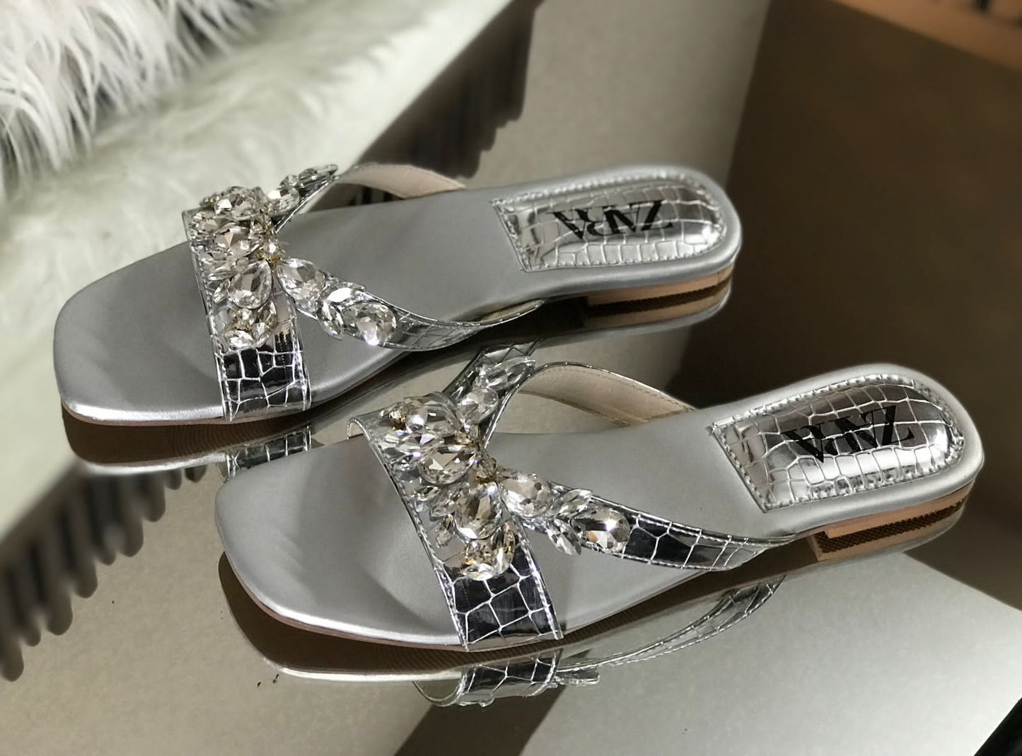 Zara Slipper