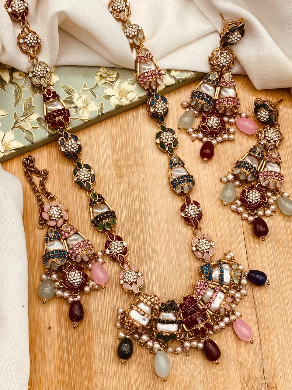 Elevate your style with stunning women’s jewellery