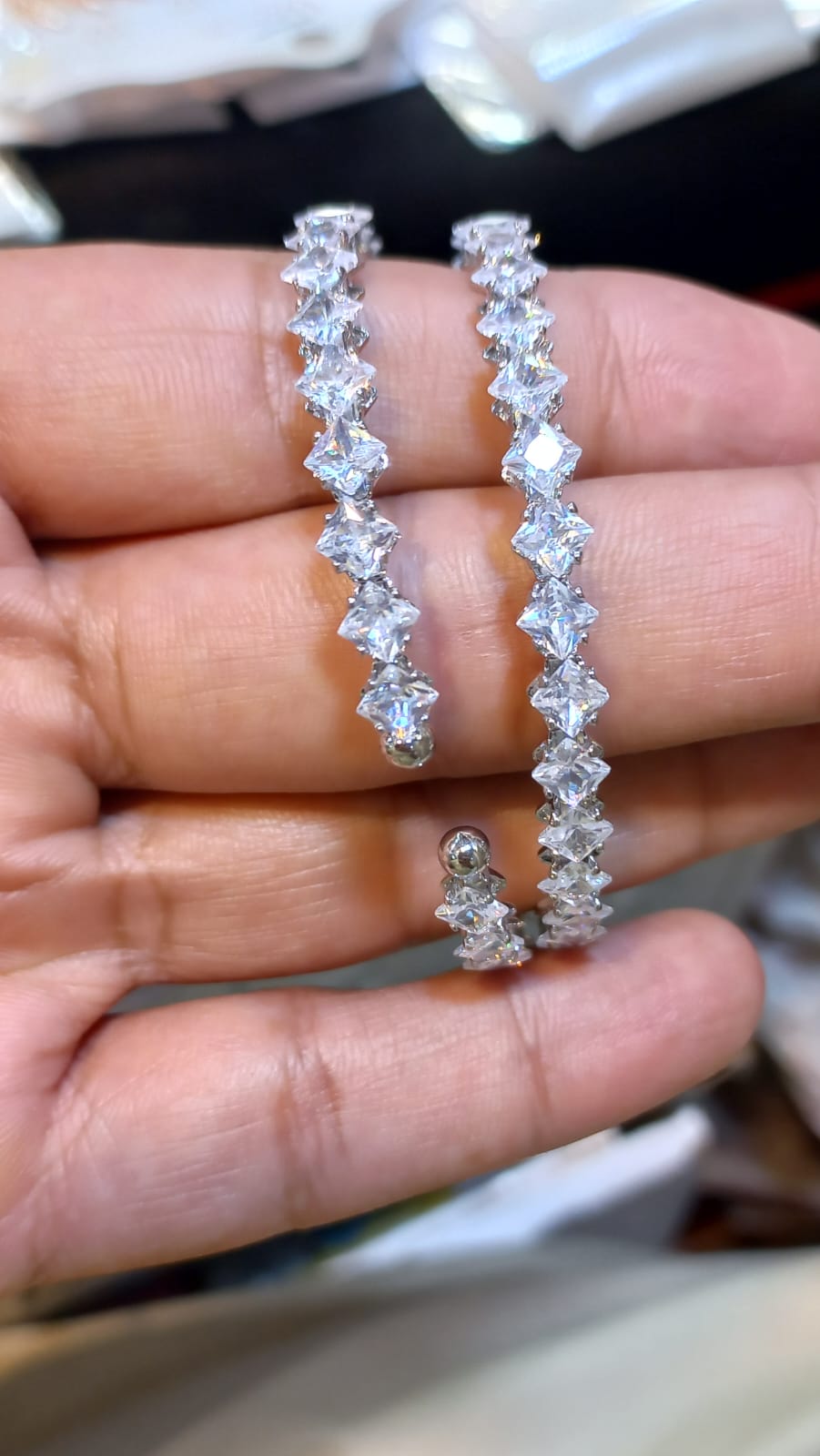 2 PC Kara Bracelete