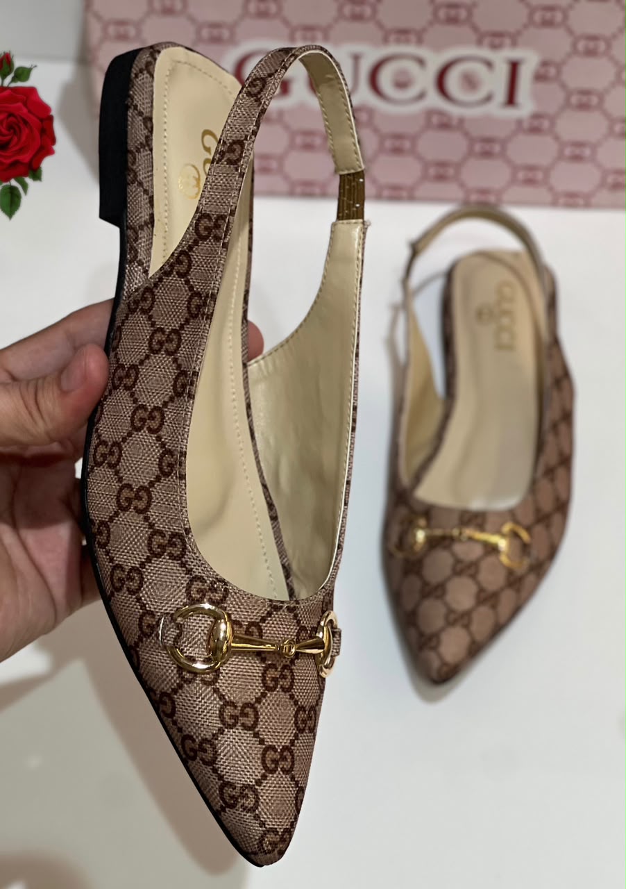 Gucci Chain Flat pumps