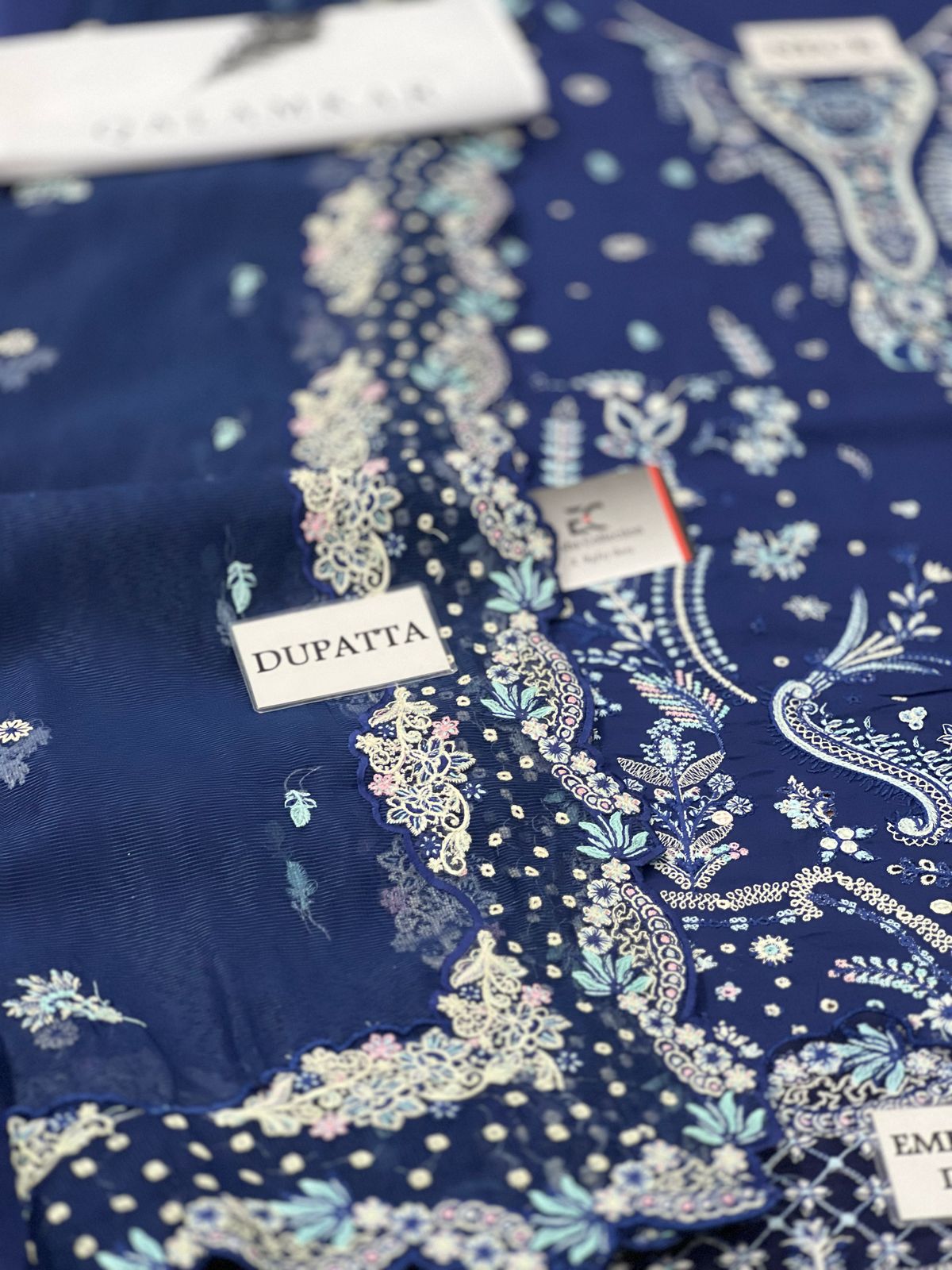 QALAMKAR LAWN COLLECTION