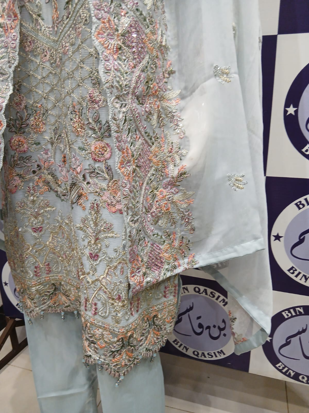 BAROQUE STITCHING