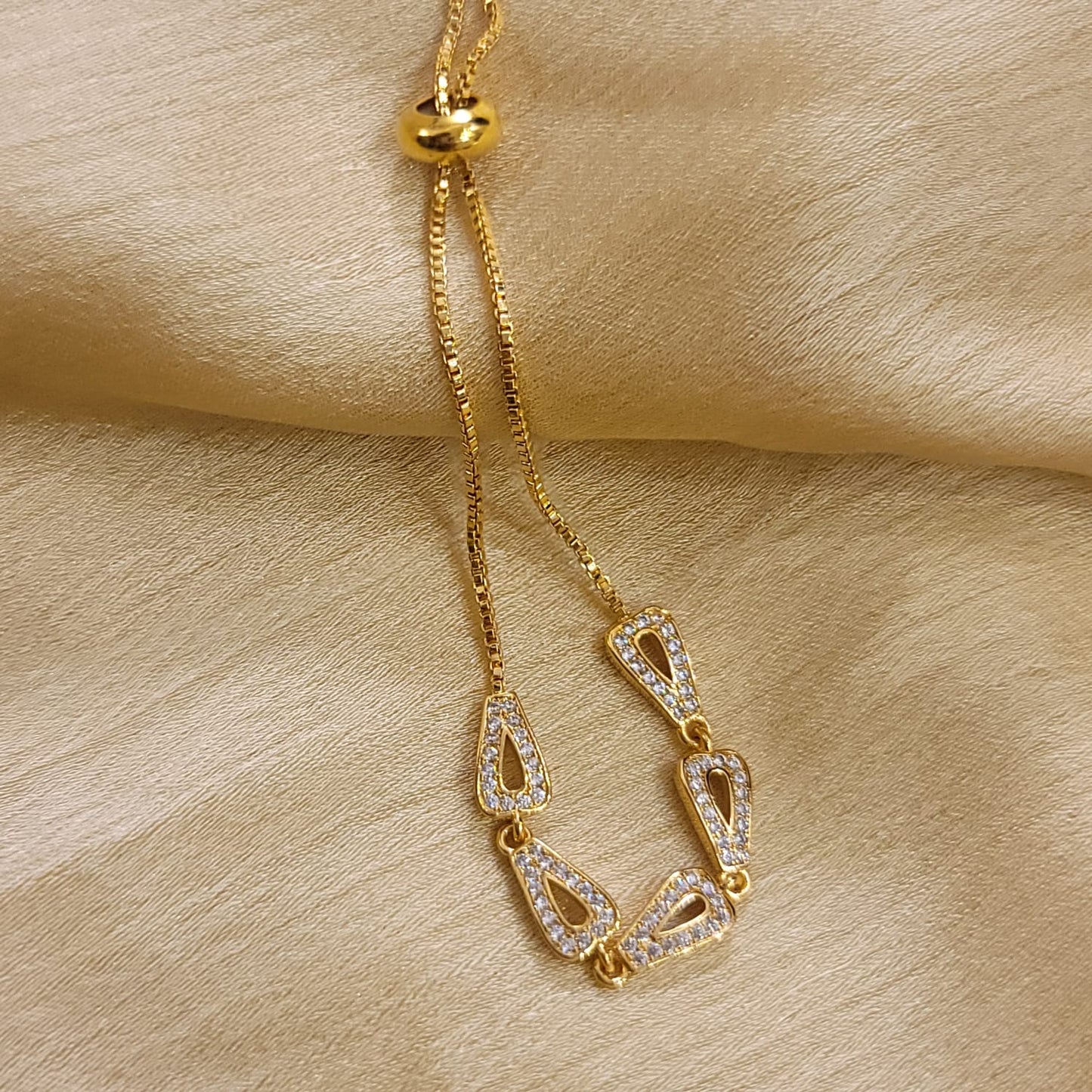 Updown Bracelate