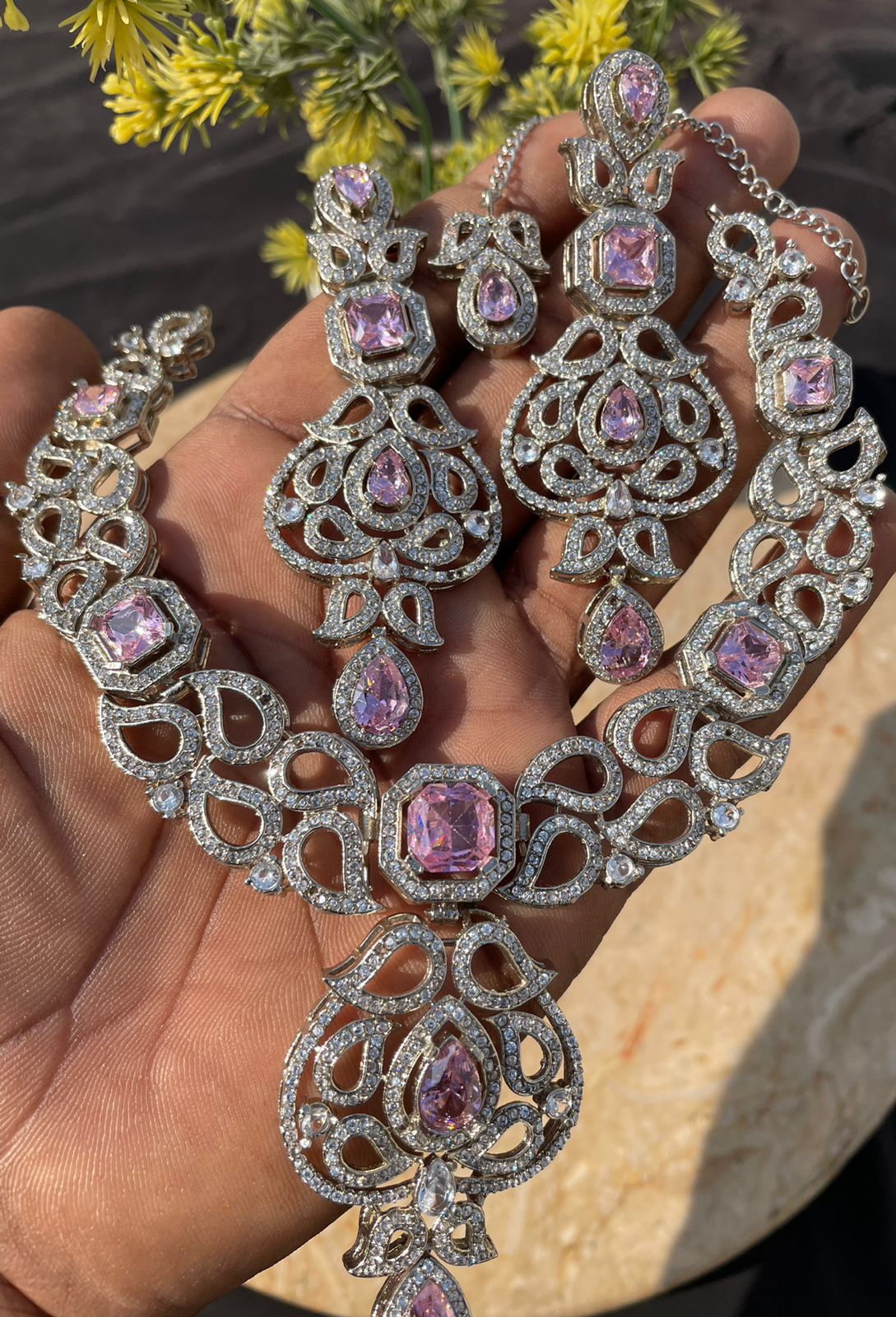 Necklace Earrings with Tika