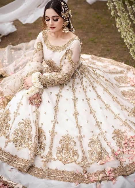 Hira Mani