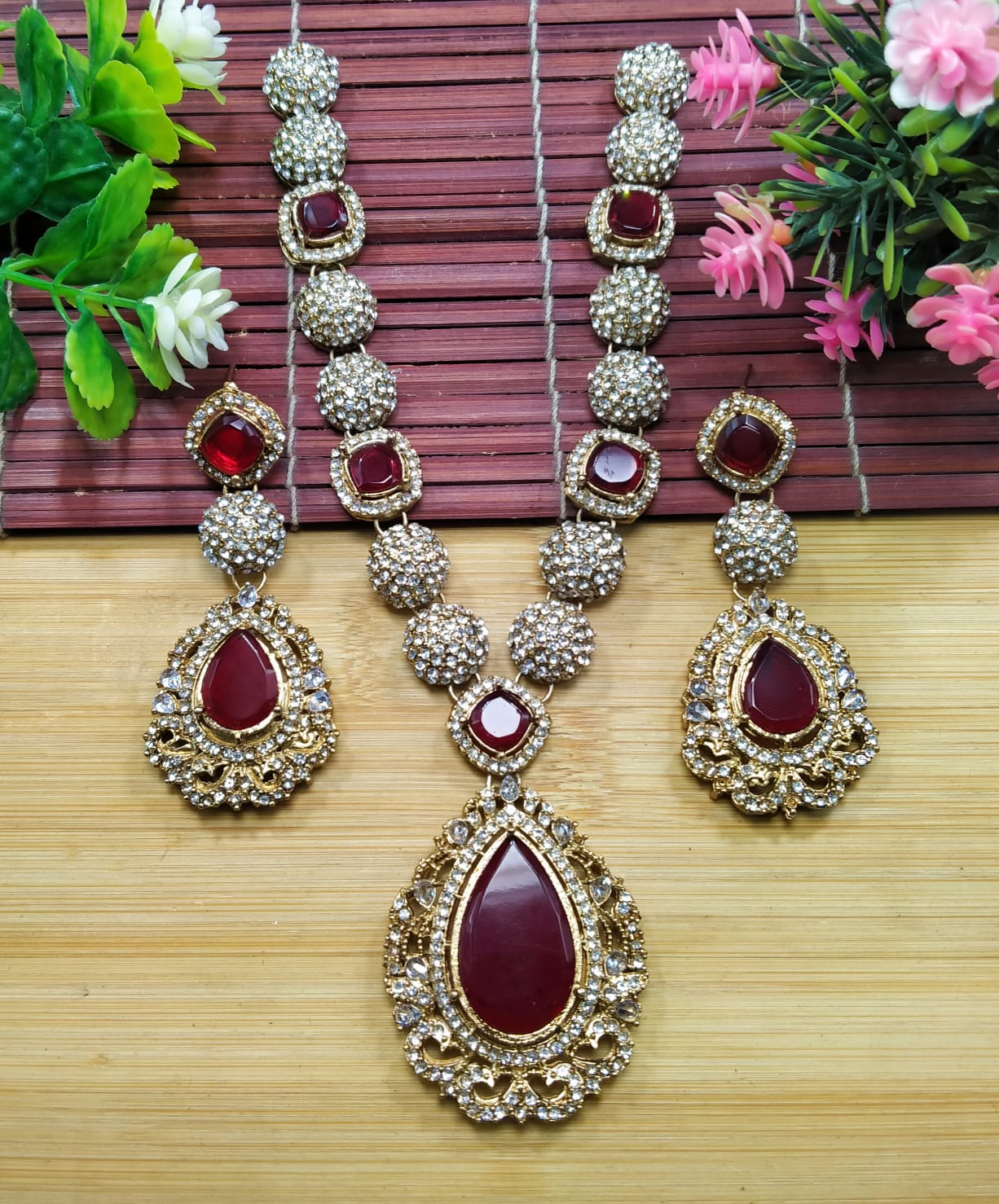 Necklace Set