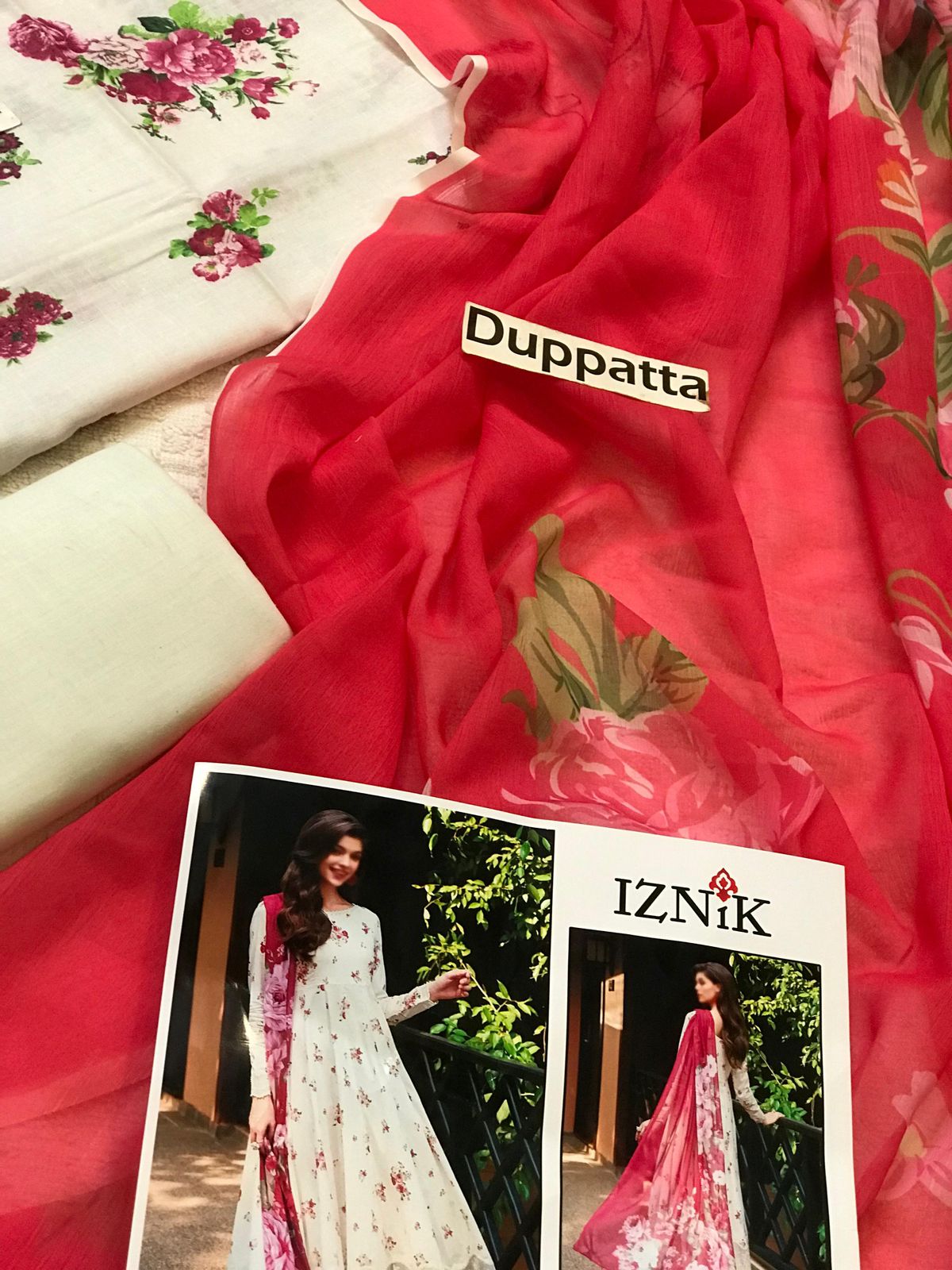 Iznik Lawn Collection