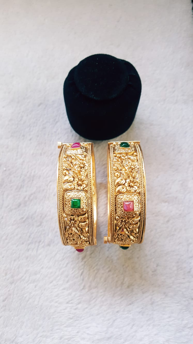 Bangles