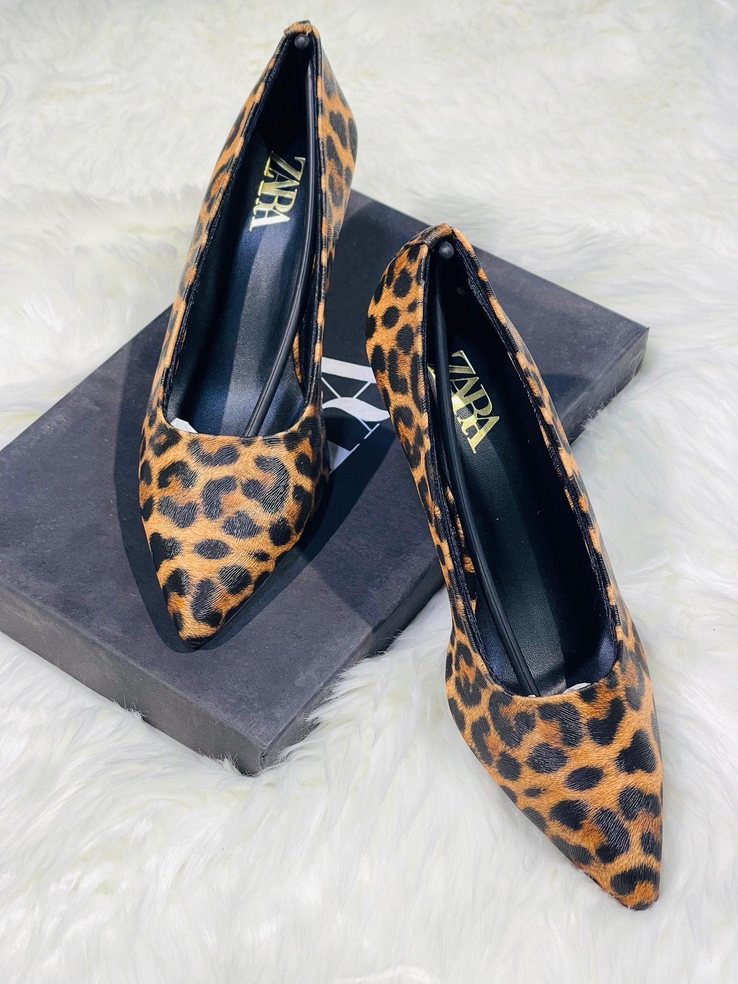 Zara Slipper