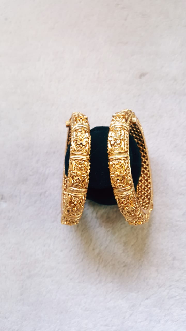 Bangles