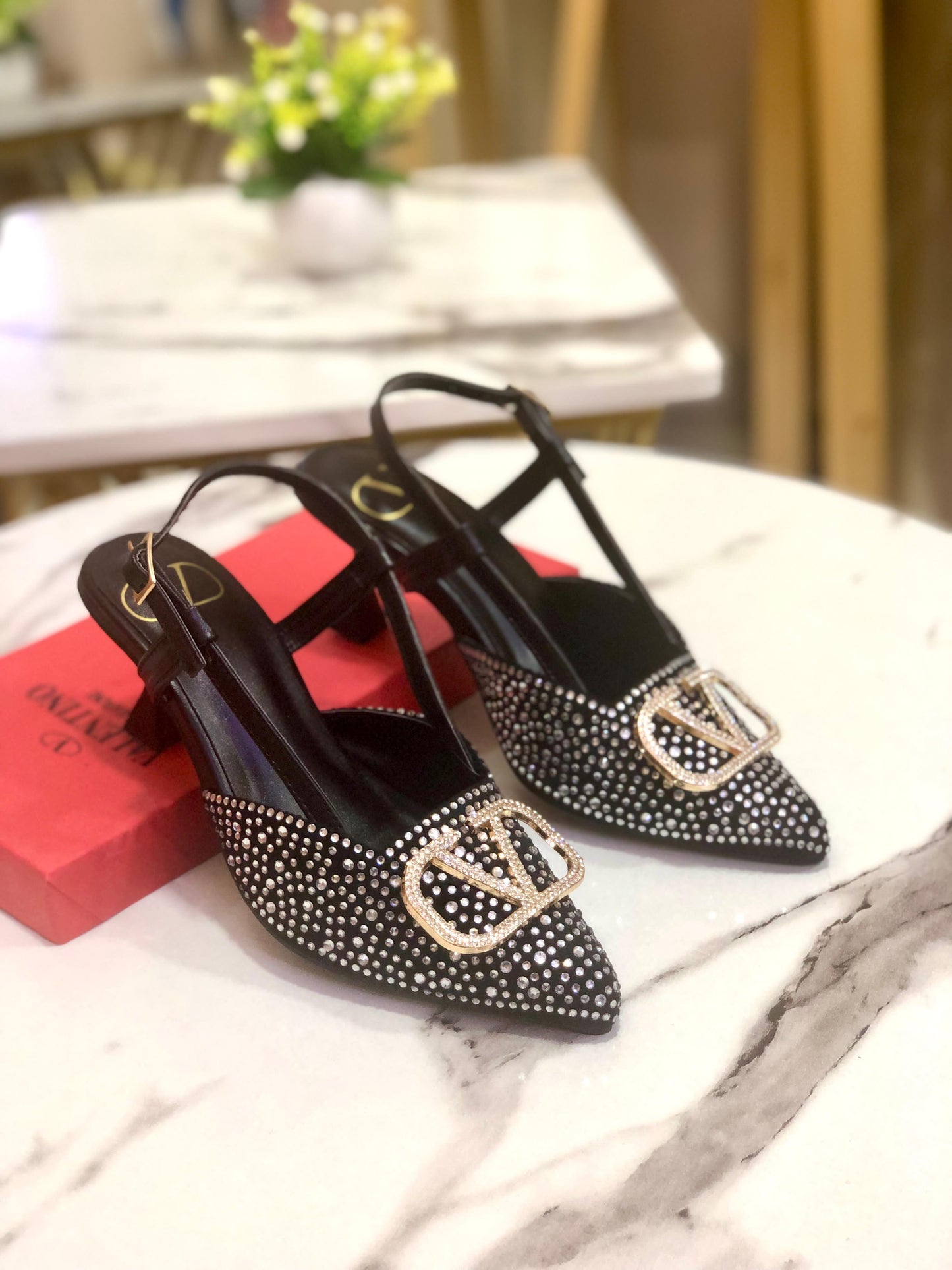 Valentino Heel