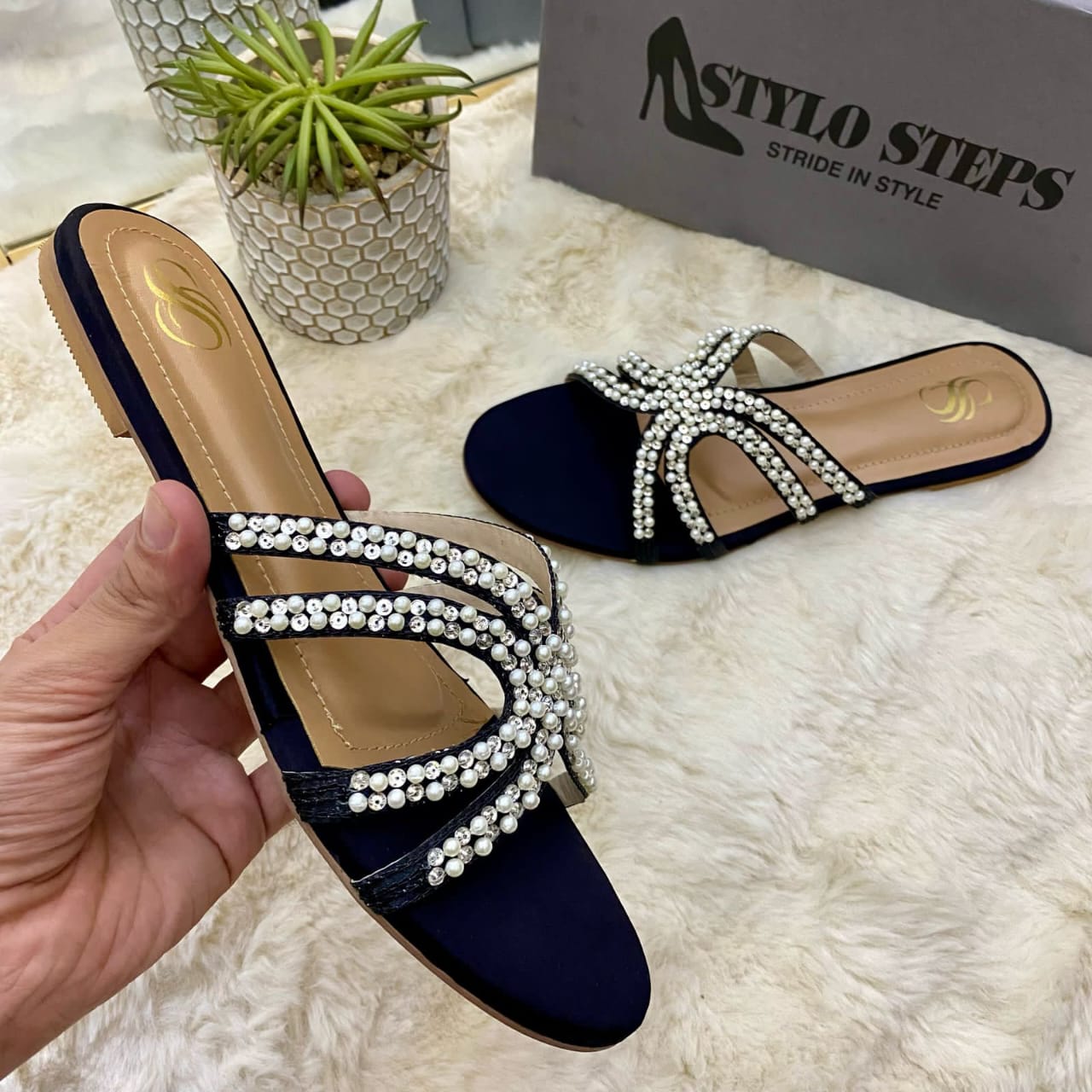 MD Pearl Elegance Flats