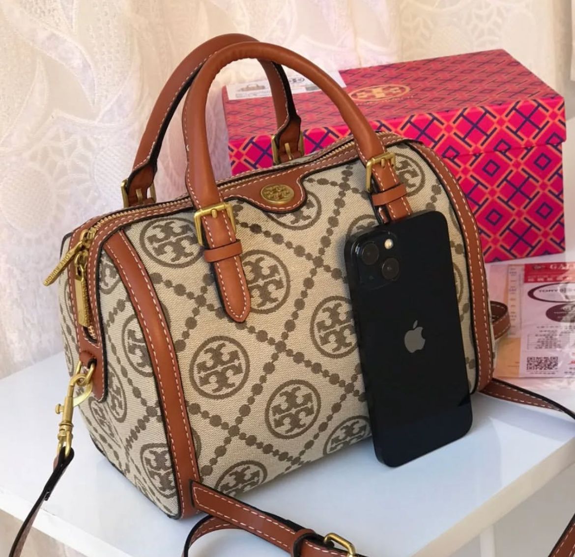 TORY BURCH