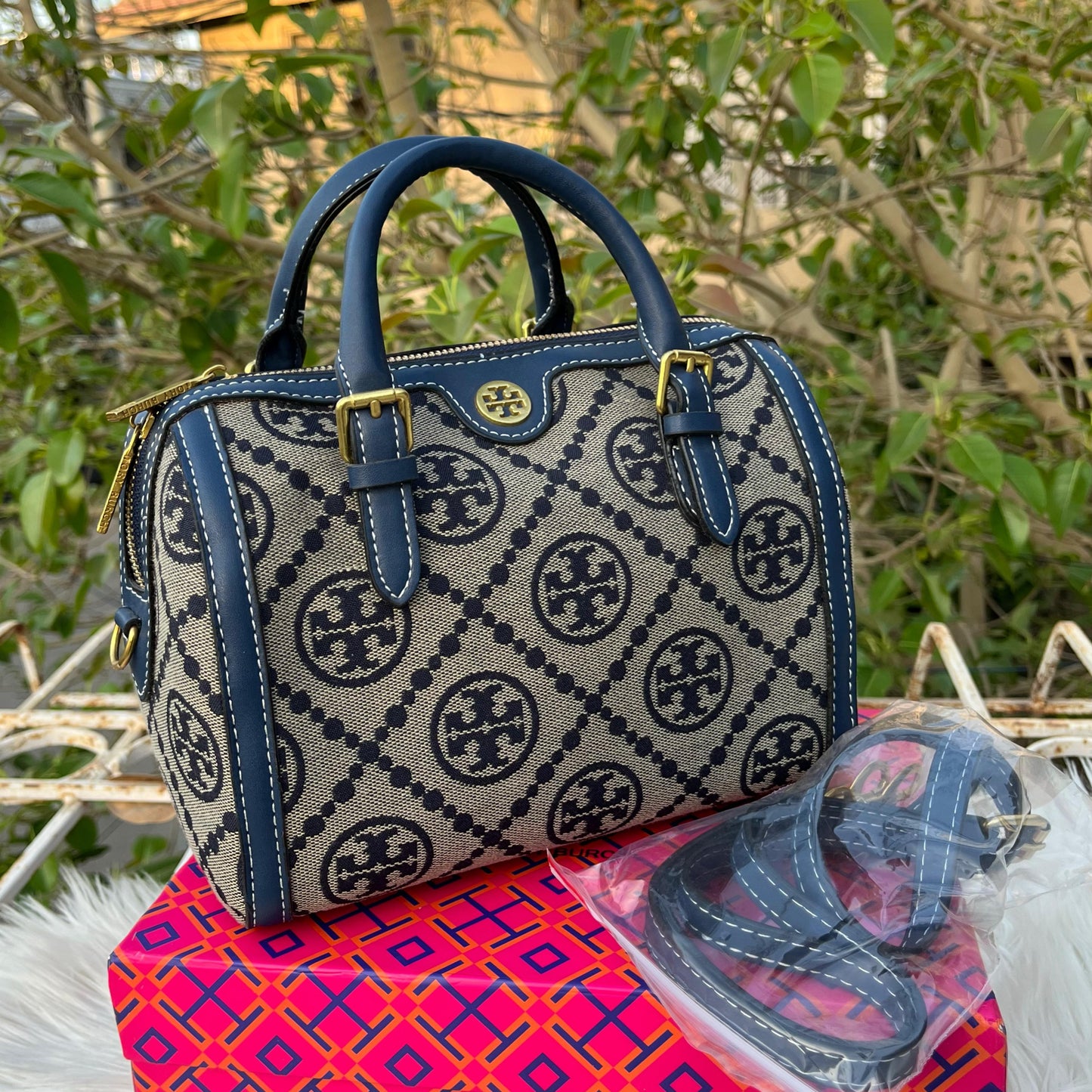 TORY BURCH