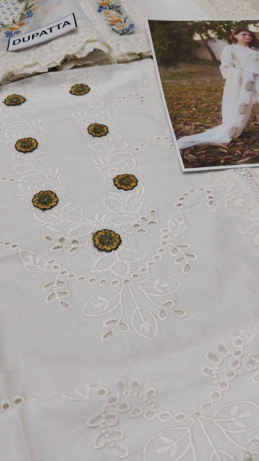MARIA-B Luxury Lawn