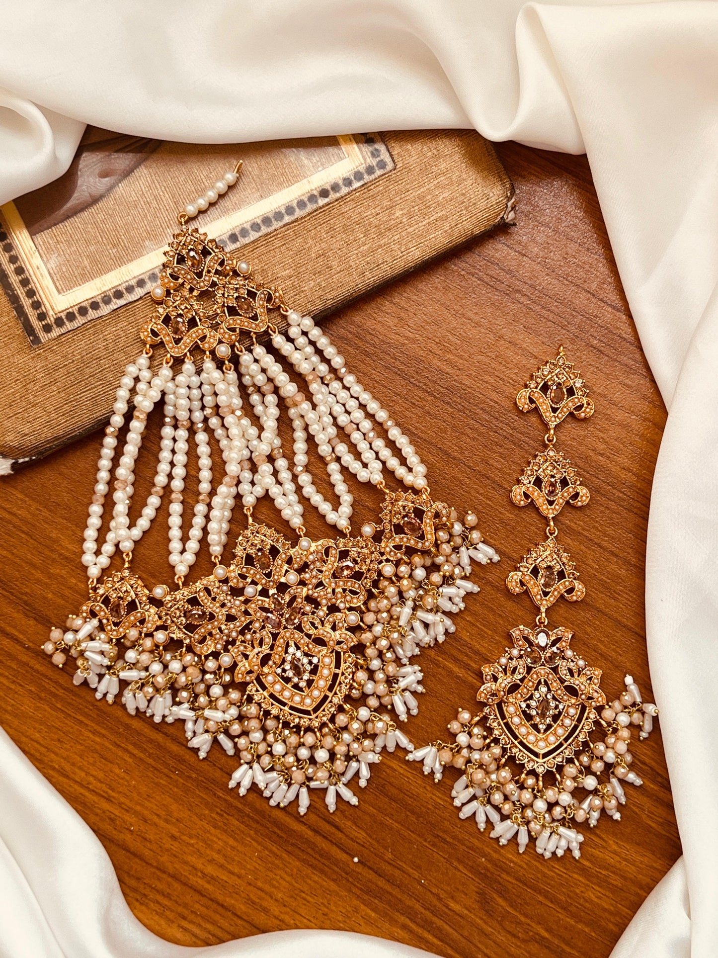 Necklace Set
