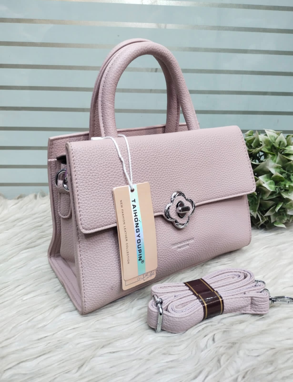 Handbag