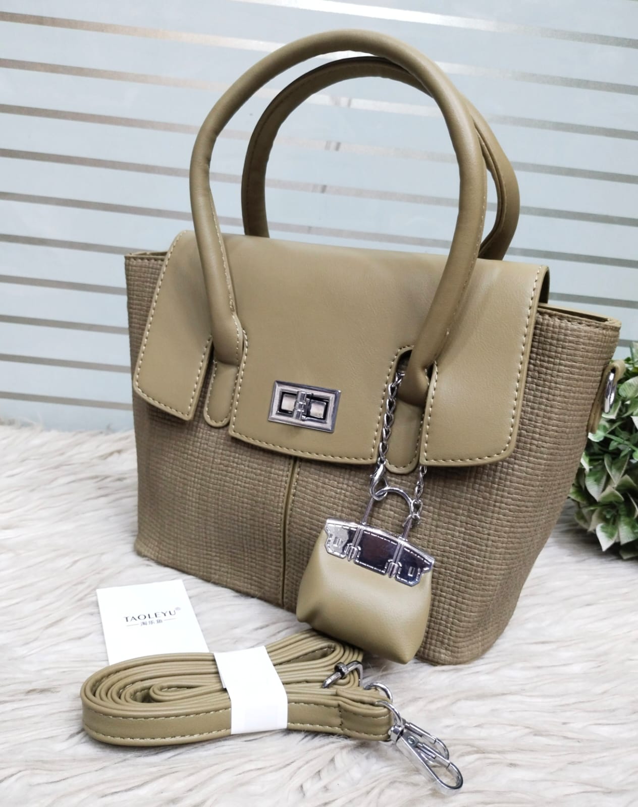 Handbag