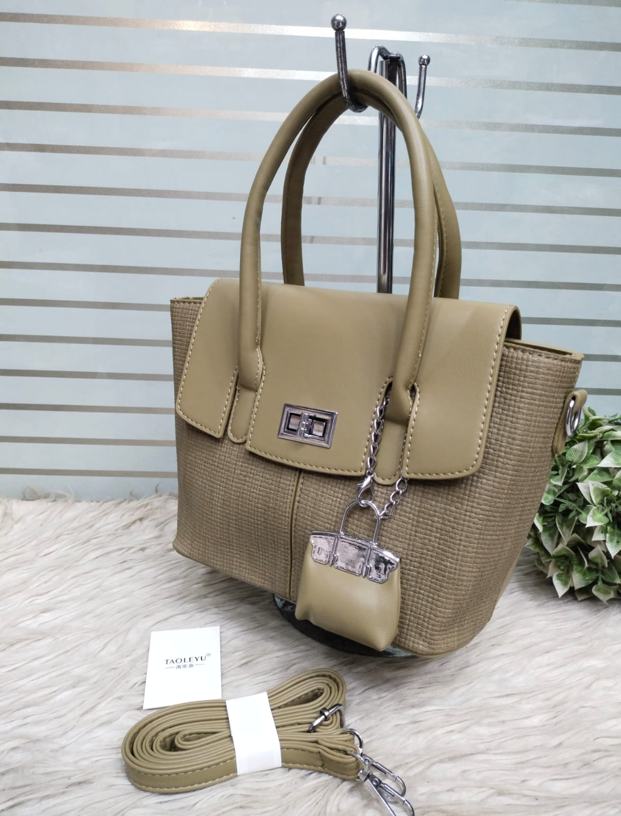 Handbag